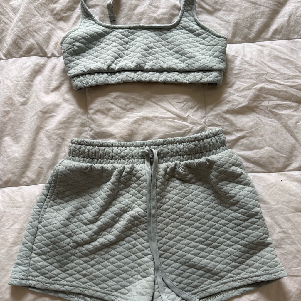 Quilted Light Blue Set